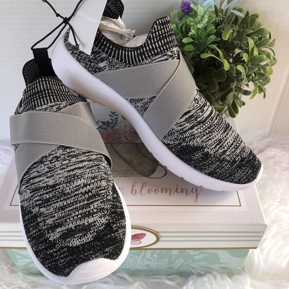 Women’s Slip On Sneakers Size L 9/10 West Loop Memory Foam - Picture 6 of 16